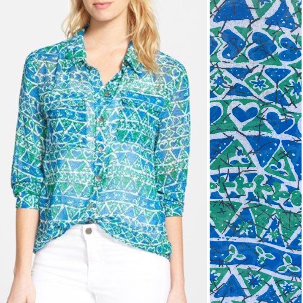 ☀️NWOT Vince Camuto Print Utility Blouse